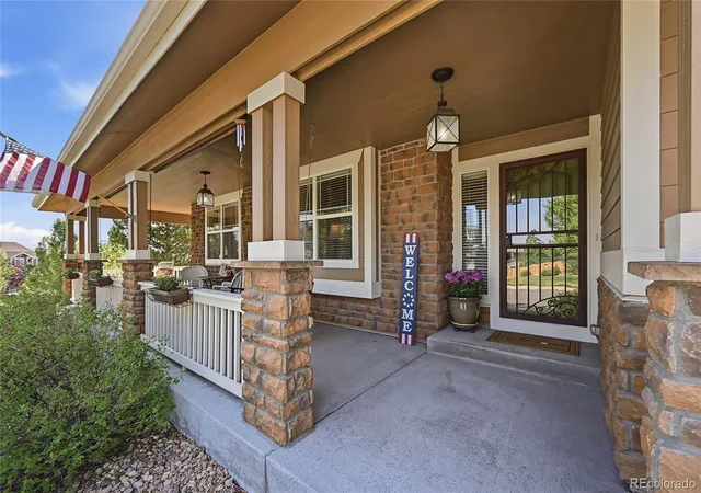 Photo 3 of Single family home for sale at 3037 Mashie Cir, Castle Rock, CO 80109 | MLS# 4697109 | Listing updated on 2026-08-17