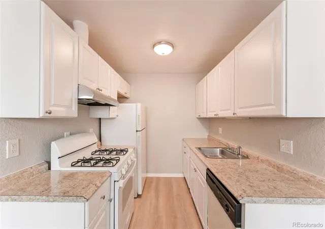 1st image of 10772 E Exposition Ave #141, Aurora, CO 80012 | MLS# 9839977