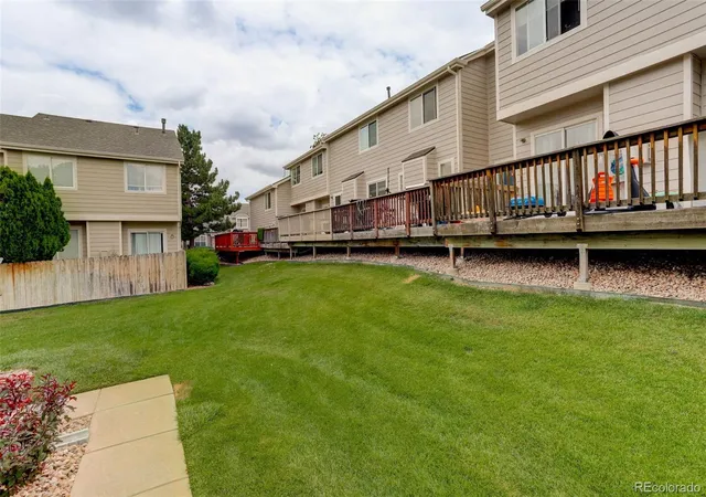 image of 1295 S Zeno Cir, Aurora, CO 80017