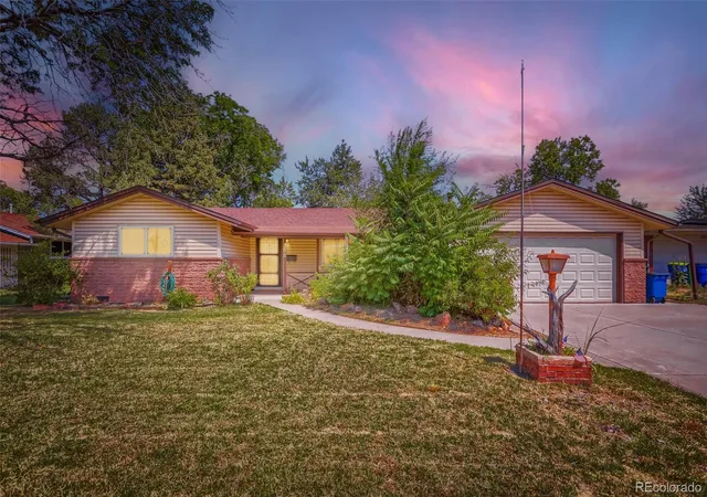 Photo 1 of Single family home for sale at 350 S Pierce St, Lakewood, CO 80226 | MLS# 3465097 | Listing updated on 2026-09-02