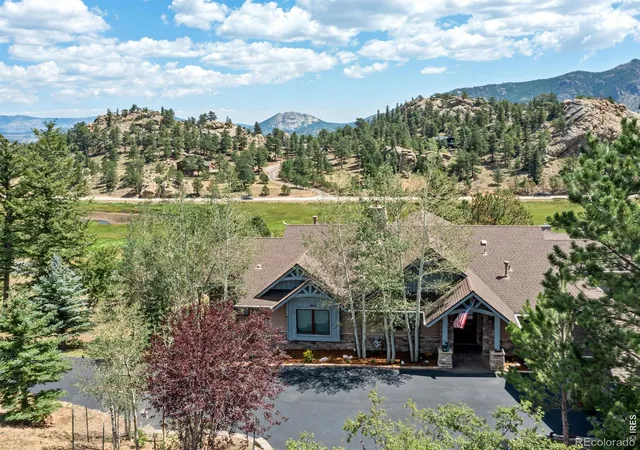 Photo 3 of Single family home for sale at 3000 Kiowa Trl, Estes Park, CO 80517 | MLS# IR1065345 | Listing updated on 2026-10-06