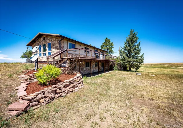 3rd image of 74100 E County Road 22, Byers, CO 80103 | MLS# 1578120