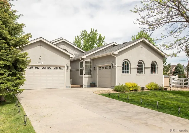 2nd image of 1510 S De Gaulle Cir, Aurora, CO 80018 | MLS# 8768516