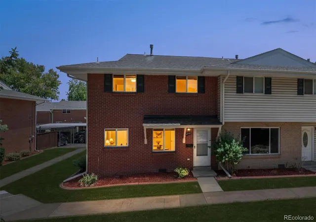 1st image of 3942 S Yosemite St, Denver, CO 80237 | MLS# 3674487