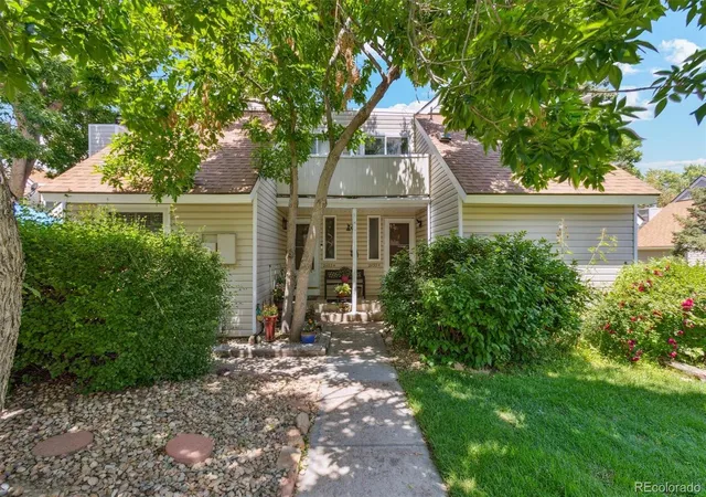 2nd image of 2453 S Xanadu Wy #C, Aurora, CO 80014 | MLS# 7938345