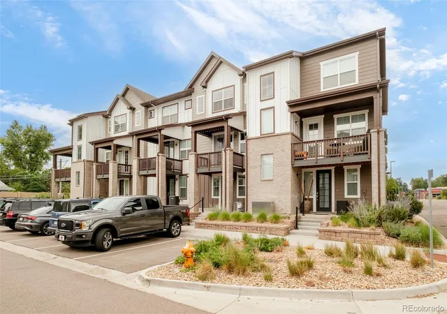 Photo 2 of Townhouse for sale at 1315 Hoyt St #4, Lakewood, CO 80215 | MLS# 4924915 | Listing updated on 2026-09-28