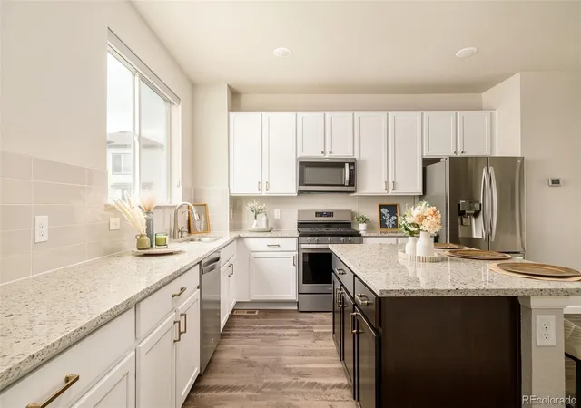 Photo 4 of Townhouse for sale at 1315 Hoyt St #4, Lakewood, CO 80215 | MLS# 4924915 | Listing updated on 2026-09-28