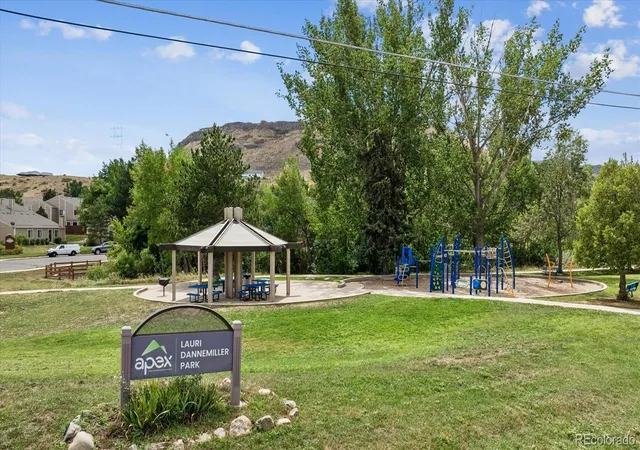 Listing Photo 2 - Condo for sale in building located at 18318 W 58th Pl, Golden, CO 78130 - Unit #74