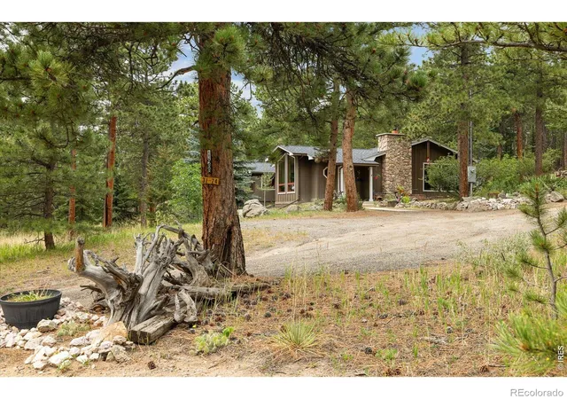 2nd image of 11988 Begole Cir, Golden, CO 80403 | MLS# IR1065385