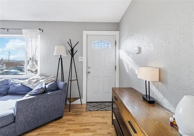 2nd image of 316 N Gilbert St, Castle Rock, CO 80104 | MLS# 5349633