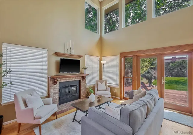 Photo 4 of Single family home for sale at 2080 E Phillips Ln, Centennial, CO 80122 | MLS# 4746538 | Listing updated on 2026-10-02