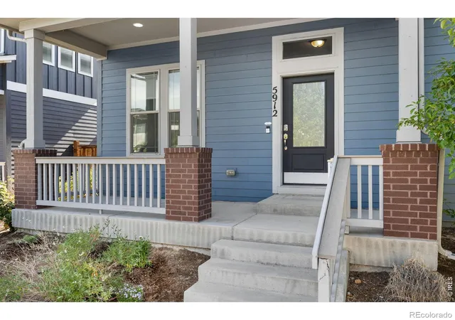Photo 3 of Single family home for sale at 5912 Boston Ct, Denver, CO 80238 | MLS# IR1065416 | Listing updated on 2026-09-02