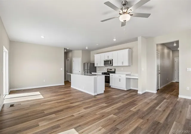 2nd image of 48140 Shetland Dr, Bennett, CO 80102 | MLS# 1904833