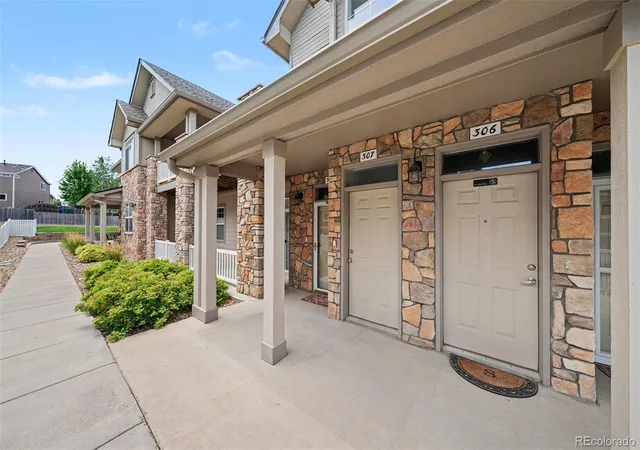 2nd image of 10818 Cimarron St #307, Longmont, CO 80504 | MLS# 7305735