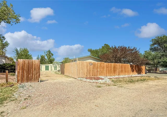 2nd image of 349 E Stewart Dr, Pueblo, CO 81007 | MLS# 6978891
