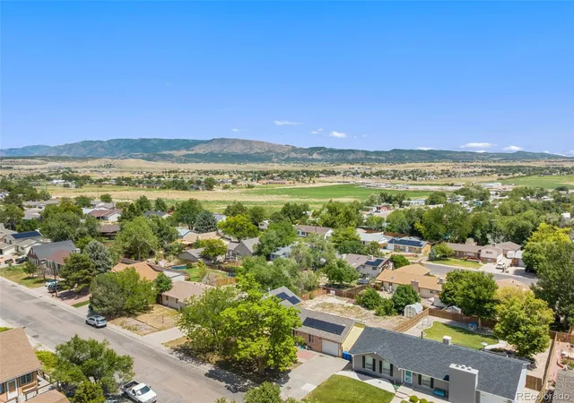 Photo 3 of Single family home for sale at 2430 Greenway Cir, Canon City, CO 81212 | MLS# 8567973 | Listing updated on 2026-09-20