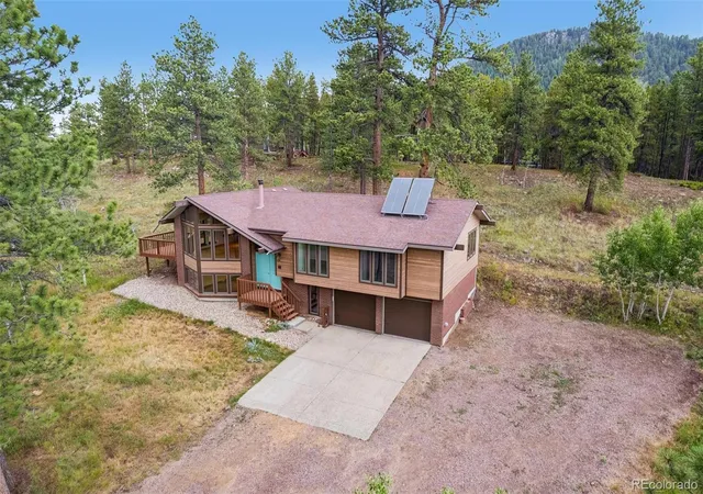 2nd image of 1549 Golden Gate Dr, Golden, CO 80403 | MLS# 6989440