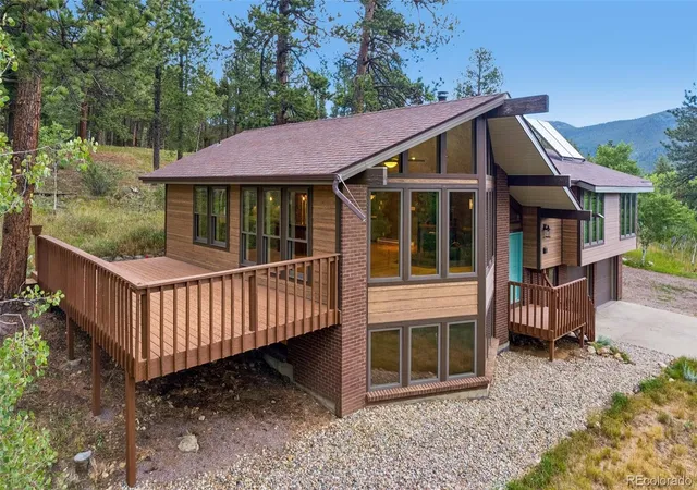 3rd image of 1549 Golden Gate Dr, Golden, CO 80403 | MLS# 6989440