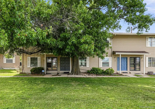 Photo 1 of Townhouse for sale at 1935 S Peoria St, Aurora, CO 80014 | MLS# 7189664 | Listing updated on 2026-07-31