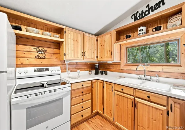 image of 464 Long Trail Rd, Black Hawk, CO 80422 | MLS# 6816975