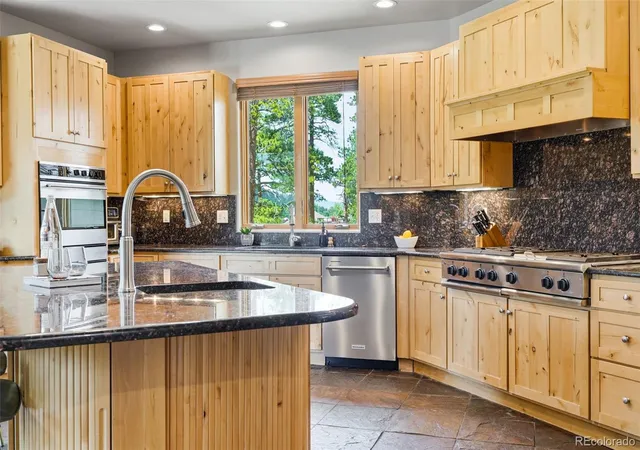 Photo 3 of Mansion for sale at 1543 Copper Rose Dr, Golden, CO 80401 | MLS# 4103354 | Listing updated on 2026-10-20