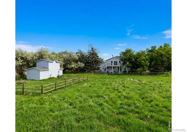 Photo 4 of Single family home for sale at 622 Boulder Cir, Fort Collins, CO 80524 | MLS# IR1065466 | Listing updated on 2026-10-04