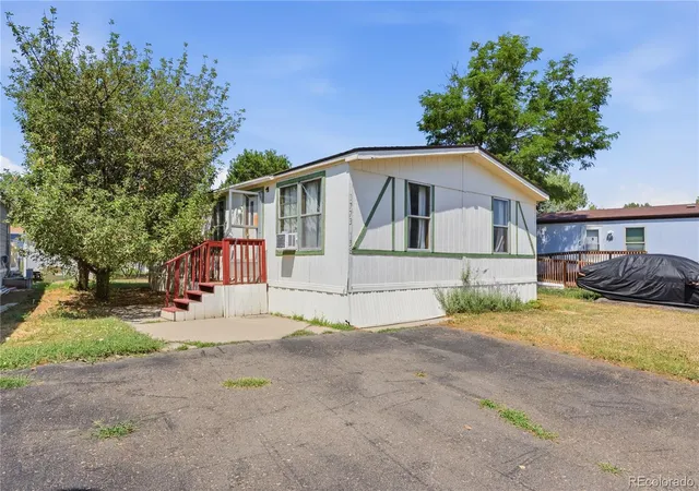 1st image of 1773 Salida St, Aurora, CO 80011 | MLS# 8601670