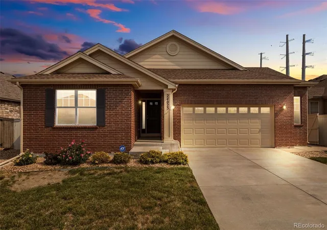 Photo 2 of Single family home for sale at 24025 E Wagon Trl Ave, Aurora, CO 80016 | MLS# 6440278 | Listing updated on 2026-09-17