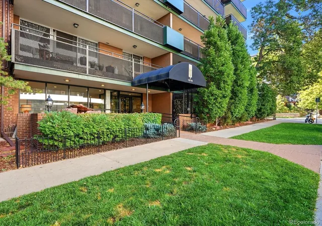 2nd image of 1200 Vine St #5E, Denver, CO 80206 | MLS# 3021216