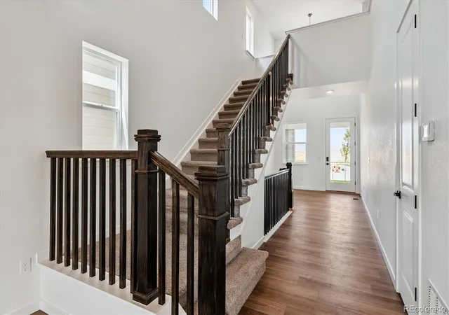 2nd image of 25010 E 42nd Ave, Aurora, CO 80019 | MLS# 7162170