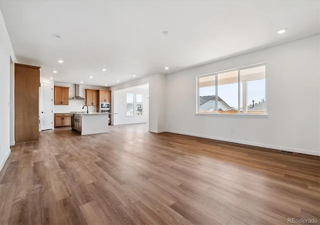 3rd image of 25010 E 42Nd Ave, Aurora, CO 80019 | MLS# 7162170