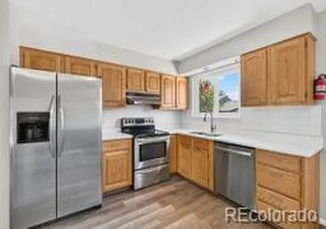 3rd image of 17456 E Arkansas Ave, Aurora, CO 80017 | MLS# 5810477