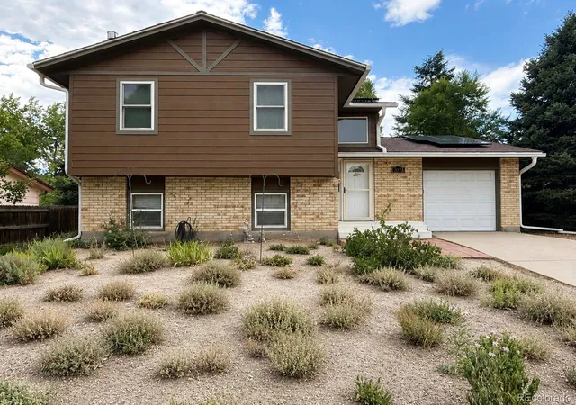 1st image of 2023 Summerfield Dr, Castle Rock, CO 80104 | MLS# 6265902