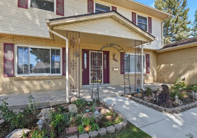 Photo 2 of Single family home for sale at 9993 Appletree Pl, Thornton, CO 80260 | MLS# 5110692 | Listing updated on 2026-10-05