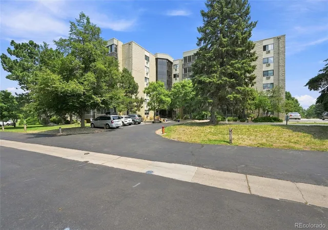 image of 14091 E Marina Dr, Aurora, CO 80014