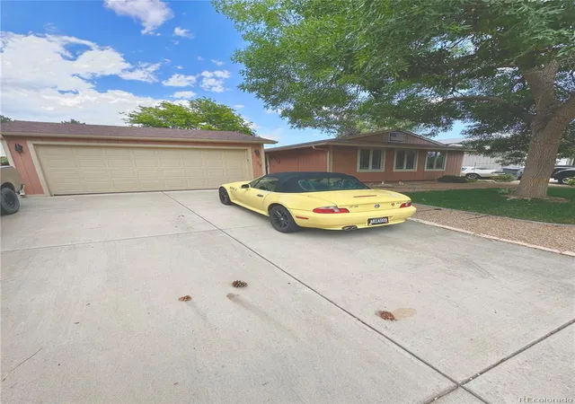 Photo 1 of Sale Pending at 1057 Ponderosa Cir, Longmont, CO 80504 | MLS# 6849165 | Listing updated on 2026-08-05
