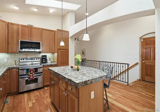 Photo 4 of Single family home for sale at 9776 S Johnson Ct, Littleton, CO 80127 | MLS# 8164343 | Listing updated on 2026-10-24