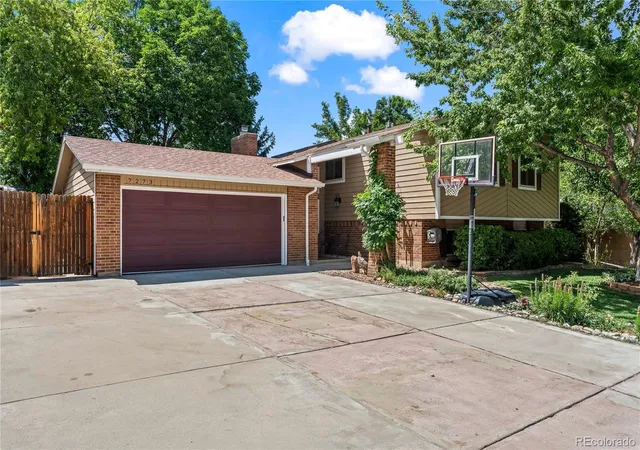 Photo 1 of Single family home for sale at 7273 S Yarrow Way, Littleton, CO 80128 | MLS# 7785553 | Listing updated on 2026-08-22
