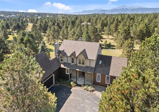 Photo 2 of Single family home for sale at 19460 Bardsley Pl, Monument, CO 80132 | MLS# 3695493 | Listing updated on 2026-08-27