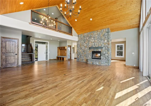 Photo 3 of Single family home for sale at 19460 Bardsley Pl, Monument, CO 80132 | MLS# 3695493 | Listing updated on 2026-08-27