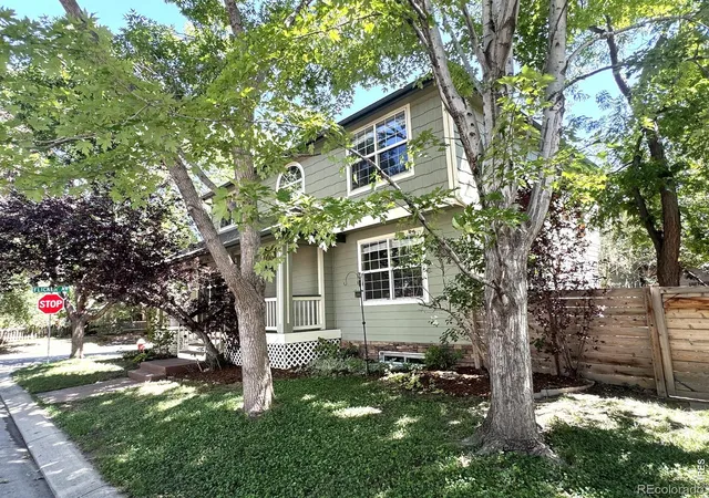 Photo 3 of Single family home for sale at 1202 Della St, Longmont, CO 80501 | MLS# IR1065515 | Listing updated on 2026-09-21