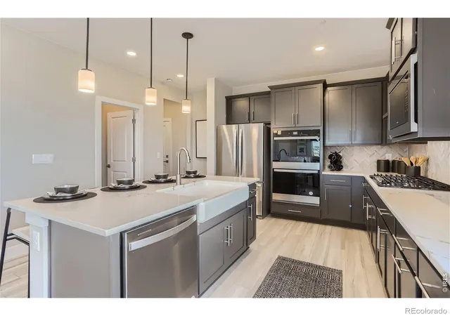Photo 3 of Sale Pending at 2840 Bear Springs Cir, Longmont, CO 80503 | MLS# IR1065517 | Listing updated on 2026-09-02