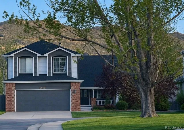 1st image of 5910 Dunraven Wy, Golden, CO 80403 | MLS# 3761577
