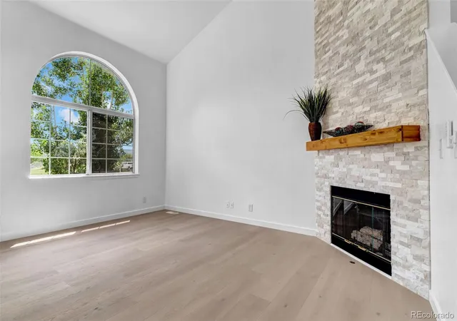 Photo 3 of Townhouse for sale at 5996 S Jellison St #C, Littleton, CO 80123 | MLS# 6686185 | Listing updated on 2026-10-06