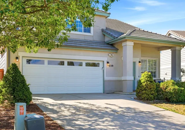 3rd image of 339 Ivory Cir, Aurora, CO 80011 | MLS# 2643972