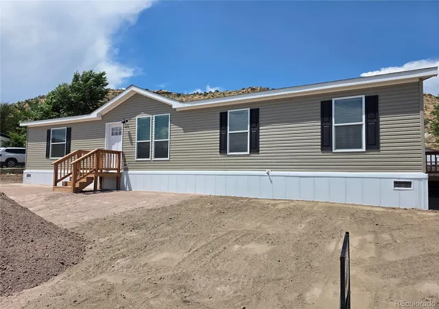 2nd image of 475 Railroad St, Rockvale, CO 81244 | MLS# 8752475