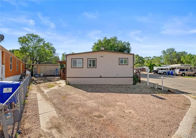 3rd image of 1901 Constitution Rd, Pueblo, CO 81001 | MLS# 6471328