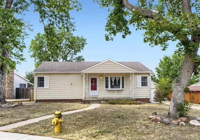 29th image of 1704 W Crestline Ave, Littleton, CO 80120 | MLS# 6307521