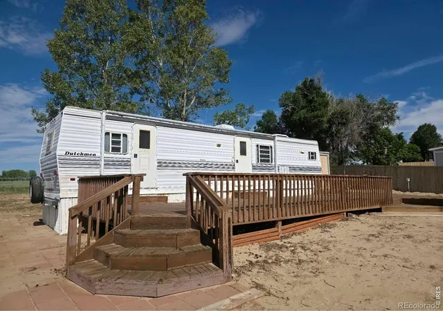 2nd image of 161 Kiowa Cir, Weldona, CO 80653 | MLS# IR1065558
