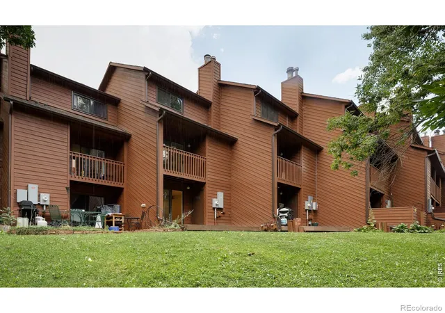 3rd image of 3118 Bell Dr, Boulder, CO 80301 | MLS# IR1065561